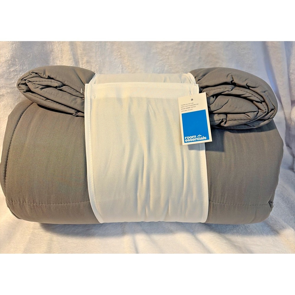 Room Essentials 1 Piece Comforter in Gray - Twin XL